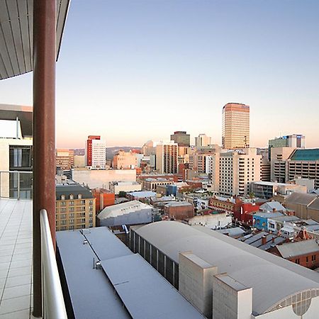 La Loft Apartments North Terrace Adelaide Exteriör bild