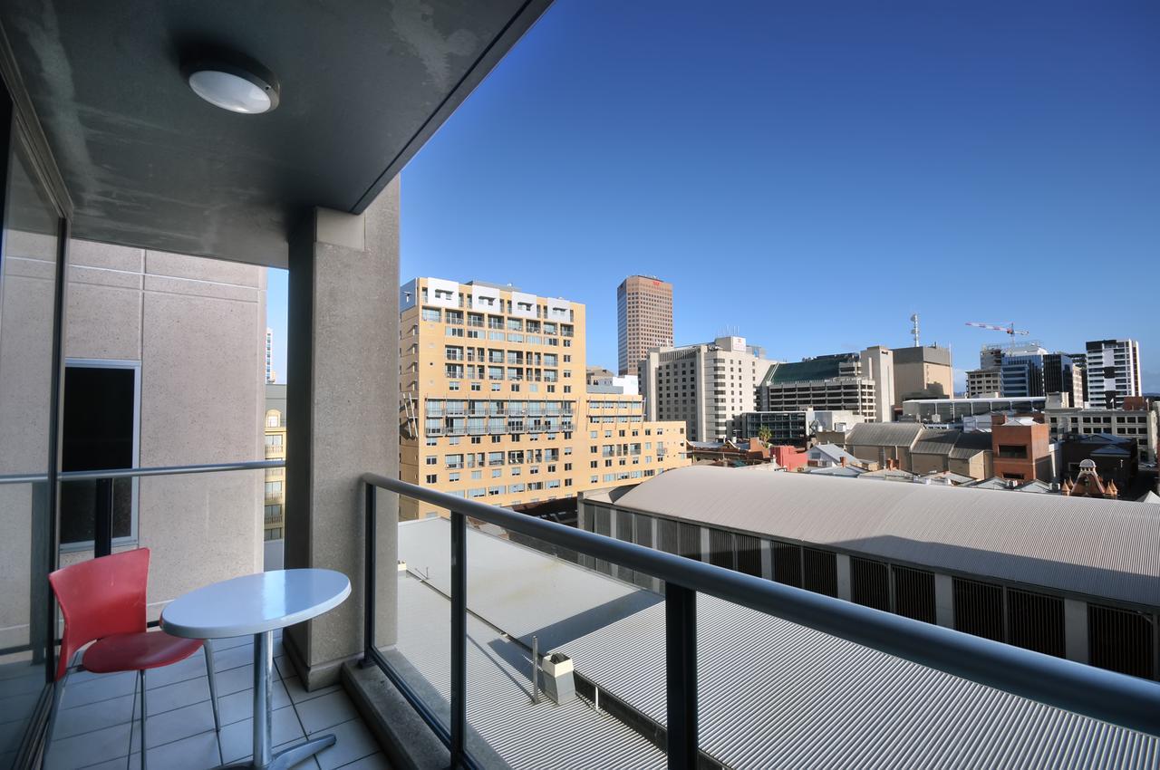 La Loft Apartments North Terrace Adelaide Exteriör bild